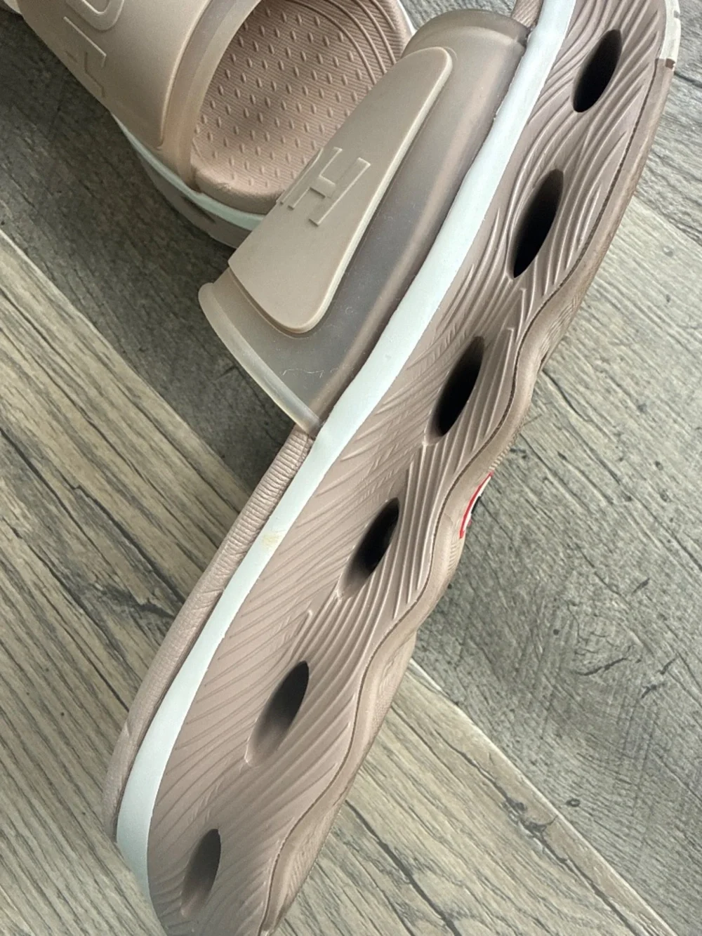 Hunter sandals
